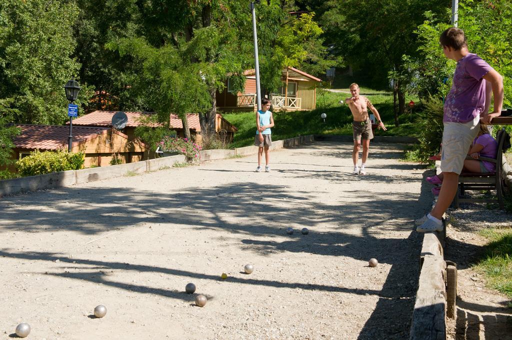 Le Bourdieu Otel Durfort  Dış mekan fotoğraf